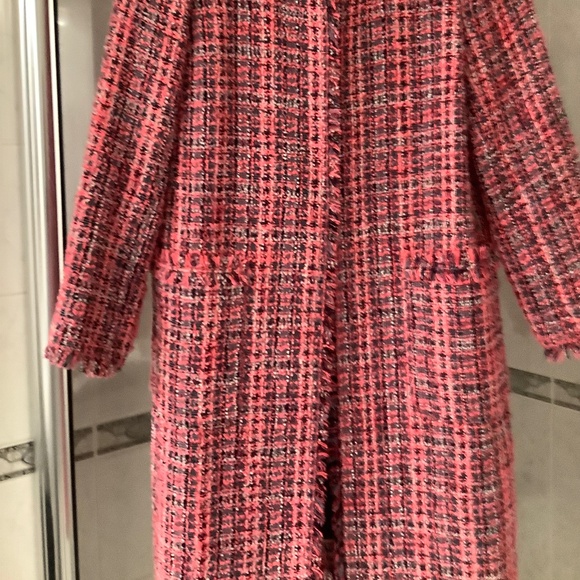 Coat - Picture 1 of 4